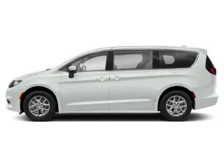 Chrysler Pacifica 2020 Touring 4p Mini-Van