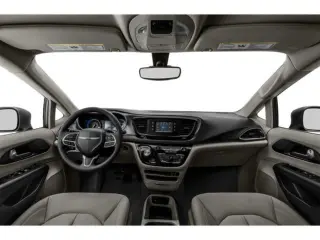 Chrysler Pacifica 2020 Touring 4p Mini-Van