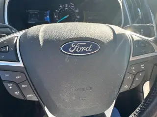 Ford Edge 2017 SEL 4dr Crossover