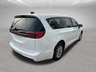 Chrysler Pacifica 2024 Touring L 4dr Mini-Van