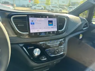 Chrysler Pacifica 2026 Select 4dr Mini-Van