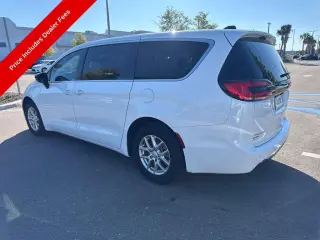 Chrysler Pacifica 2026 Select 4dr Mini-Van