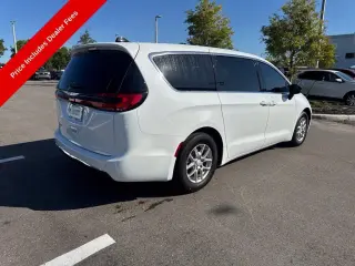 Chrysler Pacifica 2026 Select 4dr Mini-Van