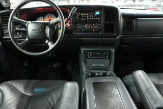 GMC Sierra 3500 2002 4dr Crew Cab SLE 2WD LB DRW
