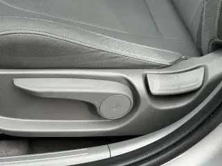 Hyundai ELANTRA 2023 SEL 4dr Sedán