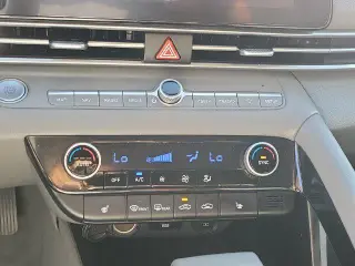 Hyundai ELANTRA 2023 SEL 4dr Sedan