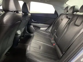 Hyundai ELANTRA 2025 Limited Sedán 4p.
