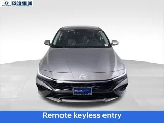 Hyundai ELANTRA 2025 Limited Sedán 4p.