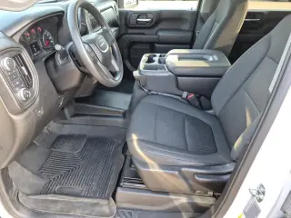 GMC Sierra 2500HD 2022 4x4 Pro 4dr Crew Cab SB