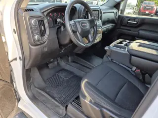 GMC Sierra 2500HD 2022 4x4 Pro 4dr Crew Cab SB