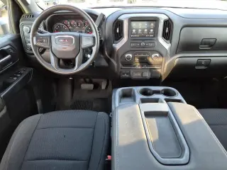 GMC Sierra 2500HD 2022 4x4 Pro 4dr Crew Cab SB