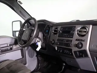 Ford F-350 Super Duty 2011 4x4 XLT 2dr Regular Cab 8 ft. LB SRW Pickup en español