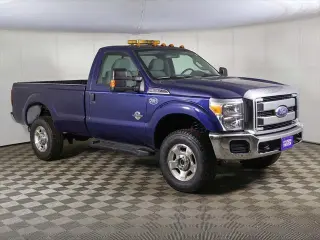 Ford F-350 Super Duty 2011 4x4 XLT 2dr Regular Cab 8 ft. LB SRW Pickup en español
