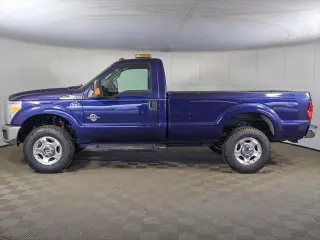 Ford F-350 Super Duty 2011 4x4 XLT 2dr Regular Cab 8 ft. LB SRW Pickup en español