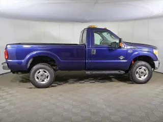 Ford F-350 Super Duty 2011 4x4 XLT 2dr Regular Cab 8 ft. LB SRW Pickup en español