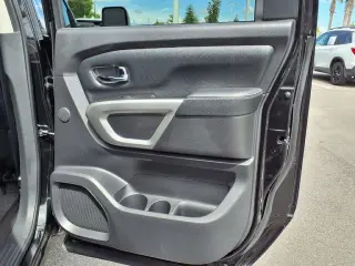 Nissan Titan 2018 4x4 PRO-4X 4p Cabillara