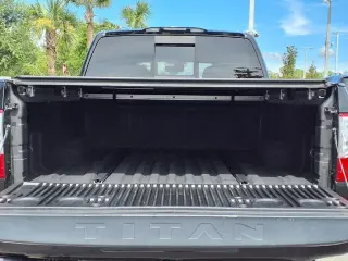 Nissan Titan 2018 4x4 PRO-4X 4p Cabillara