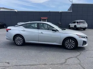 Nissan Altima 2024 2.5 SV 4dr Sedan