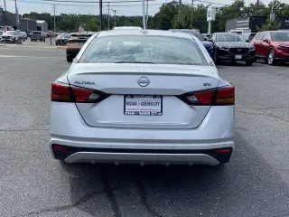 Nissan Altima 2024 2.5 SV 4dr Sedan