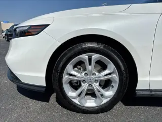 Honda Accord 2025 LX 4p Sedan