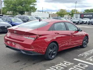 Hyundai ELANTRA 2022 SEL 4dr Sedan
