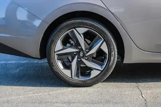 Hyundai ELANTRA 2023 SEL 4dr Sedán