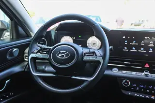 Hyundai ELANTRA 2023 SEL 4dr Sedán