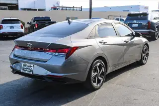 Hyundai ELANTRA 2023 SEL 4dr Sedán