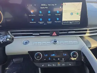 Hyundai ELANTRA 2024 Limited 4p Sedan