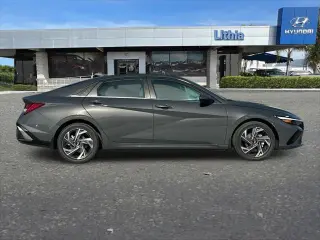 Hyundai ELANTRA 2026 Limited 4dr Sedan