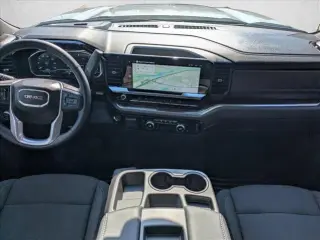 GMC Sierra 1500 2025 4x2 SLE 4dr Cabina de tripulación 5.8 ft. CB