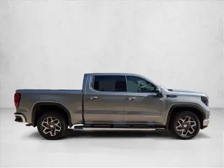 GMC Sierra 1500 2025 4x2 SLE 4dr Cabina de tripulación 5.8 ft. CB