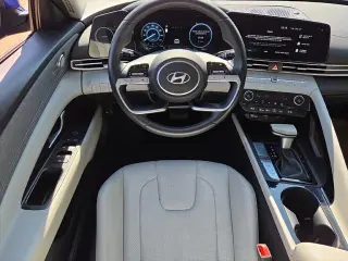 Hyundai ELANTRA Hybrid 2025 Limited 4dr Sedán
