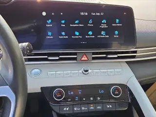 Hyundai ELANTRA Hybrid 2025 Limited 4dr Sedán