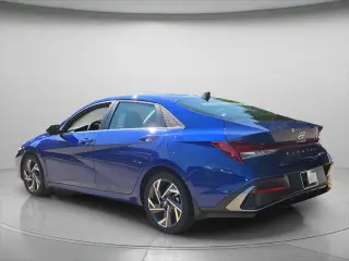 Hyundai ELANTRA Hybrid 2025 Limited 4dr Sedán