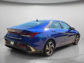 Hyundai ELANTRA Hybrid 2025 Limited 4dr Sedán