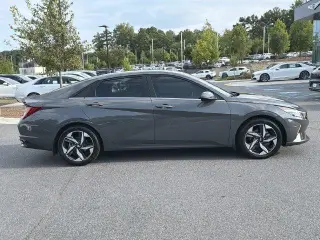 Hyundai ELANTRA Híbrido 2023 Limitado 4p Sedan