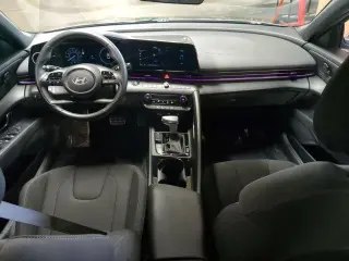 Hyundai ELANTRA Hybrid 2025 SEL Sport 4dr Sedán