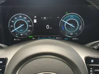 Hyundai ELANTRA Hybrid 2025 SEL Sport 4dr Sedán