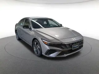 Hyundai ELANTRA Hybrid 2025 SEL Sport 4dr Sedán