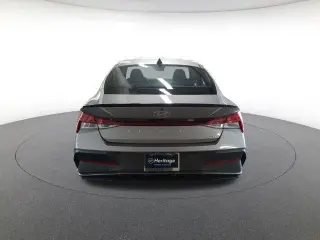 Hyundai ELANTRA Hybrid 2025 SEL Sport 4dr Sedán