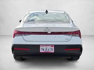 Hyundai ELANTRA Hybrid 2025 Azul 4p Sedan