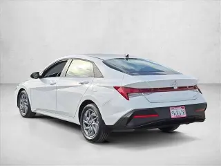 Hyundai ELANTRA Hybrid 2025 Azul 4p Sedan