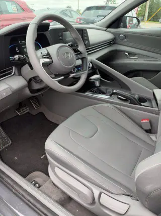 Hyundai ELANTRA 2026 SEL Sport 4dr Sedan