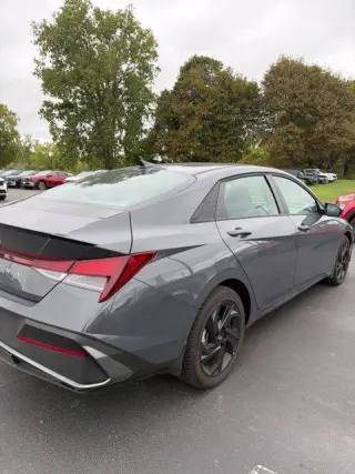 Hyundai ELANTRA 2026 SEL Sport 4dr Sedan