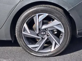 Hyundai ELANTRA 2025 SEL Sport 4dr Sedan