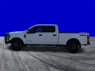 Ford F-250 Super Duty 2019 4x4 XLT 4dr Crew Cab 8 ft. LB Pickup