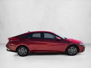 Hyundai ELANTRA 2024 SEL 4dr Sedan