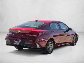 Hyundai ELANTRA 2024 SEL 4dr Sedan