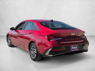 Hyundai ELANTRA 2024 SEL 4dr Sedan